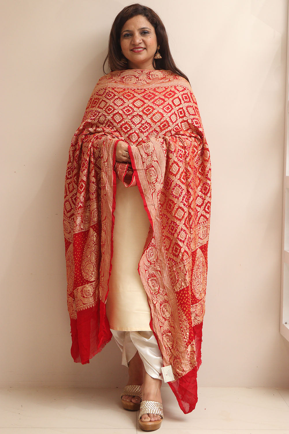 Red Banarasi Bandhani Pure Georgette Dupatta - Luxurion World- Crafted Heirlooms