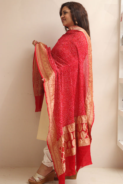 Red Banarasi Bandhani Pure Georgette Shikari Bandhej Dupatta - Luxurion World