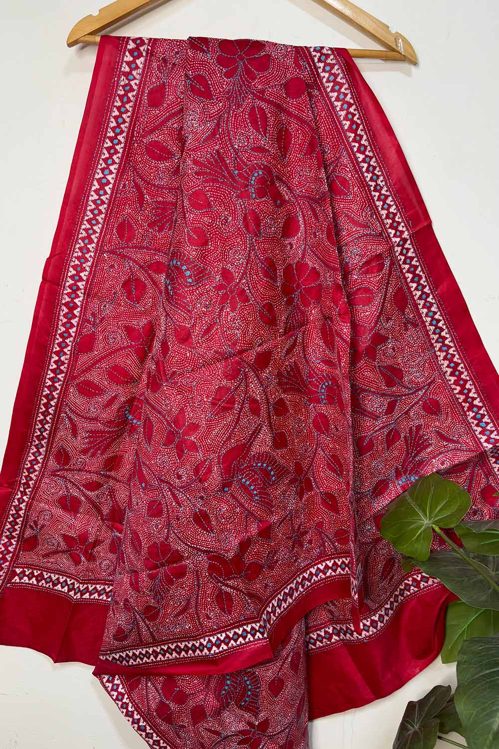 Stunning Red Hand Embroidered Kantha Bangalore Silk Dupatta - Luxurion World