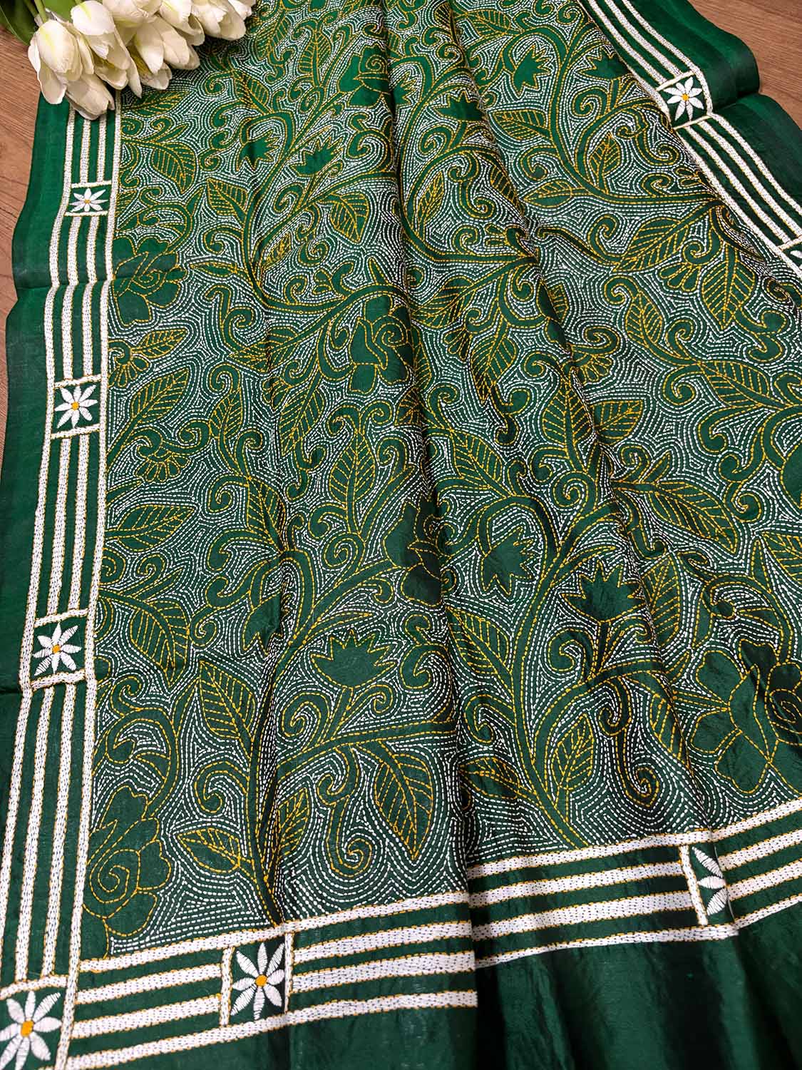 Green Hand Embroidered Reversible Kantha Pure Silk Dupatta - Luxurion World