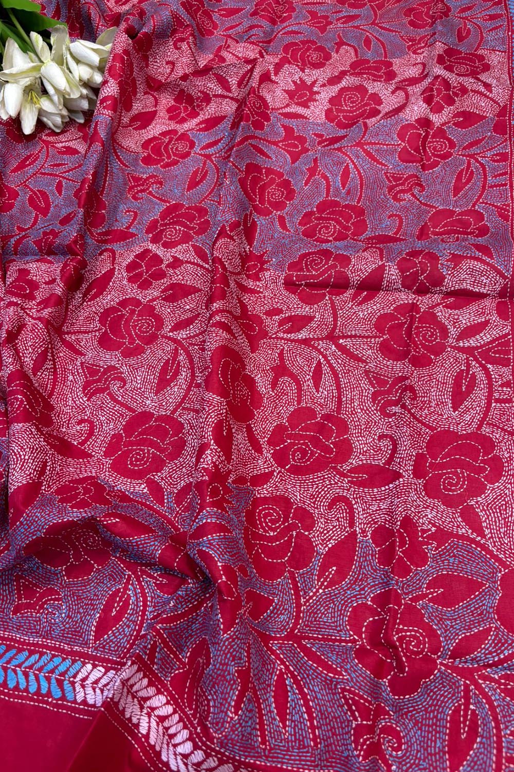 Red Hand Embroidered Kantha Pure Bangalore Silk Dupatta - Luxurion World- Crafted Heirlooms