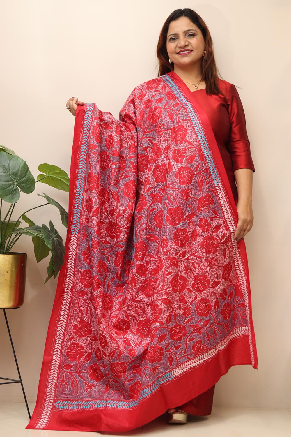 Red Hand Embroidered Kantha Pure Bangalore Silk Dupatta - Luxurion World- Crafted Heirlooms