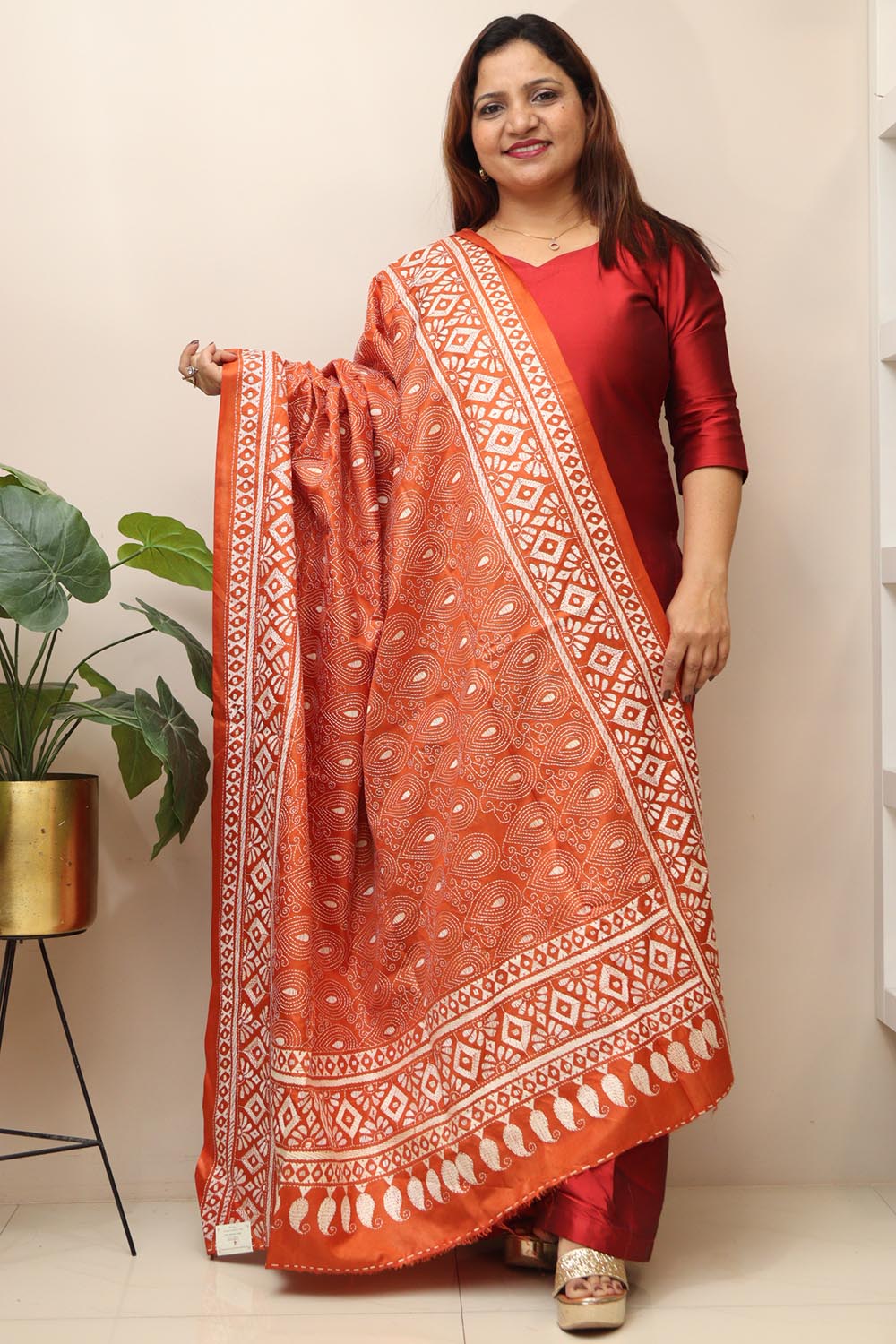 Orange Hand Embroidered Kantha Pure Bangalore Silk Dupatta - Luxurion World