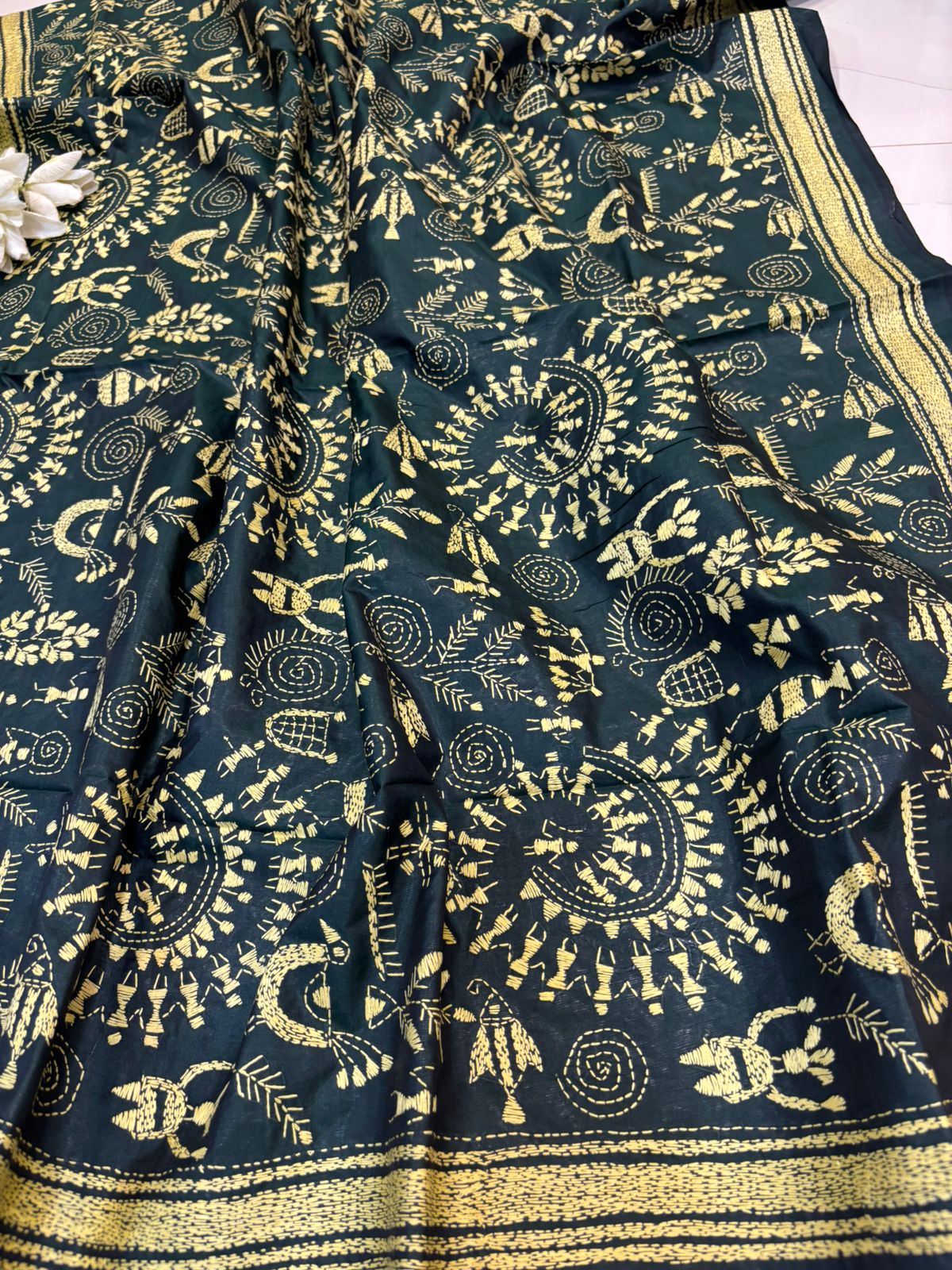 Green Hand Embroidered Kantha Pure Bangalore Silk Dupatta - Luxurion World
