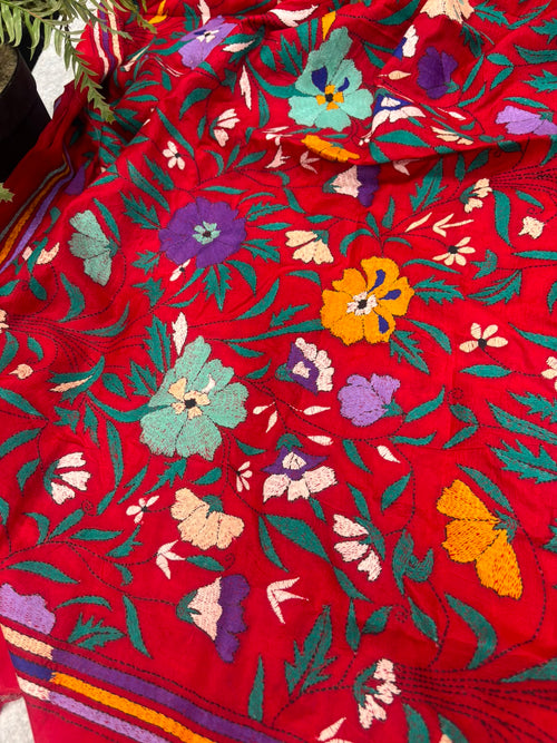 Red Hand Embroidered Kantha Pure Bangalore Silk Flower Design Dupatta