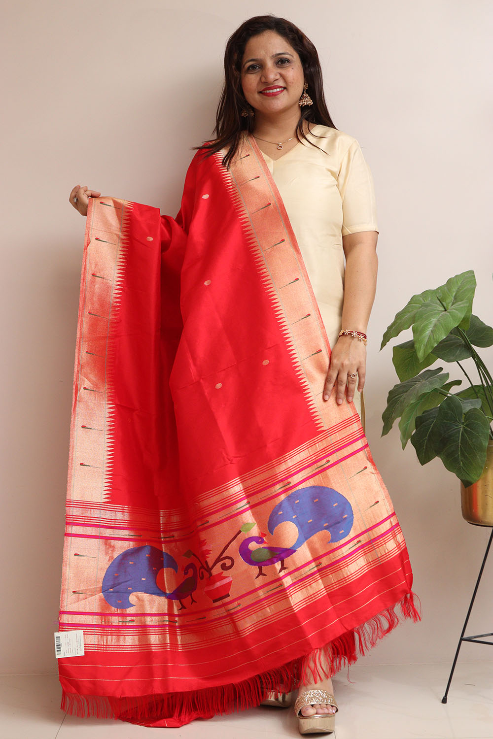 Red Paithani Handloom Pure Silk Muniya Border Dupatta - Luxurion World