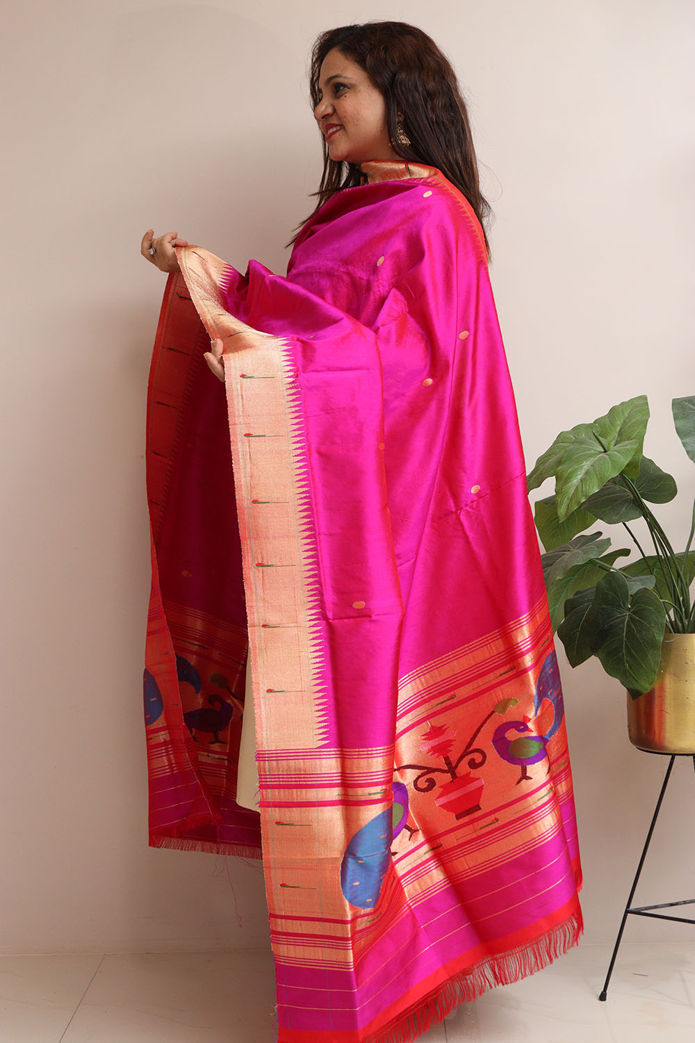 Pink Paithani Handloom Pure Silk Muniya Border Dupatta - Luxurion World