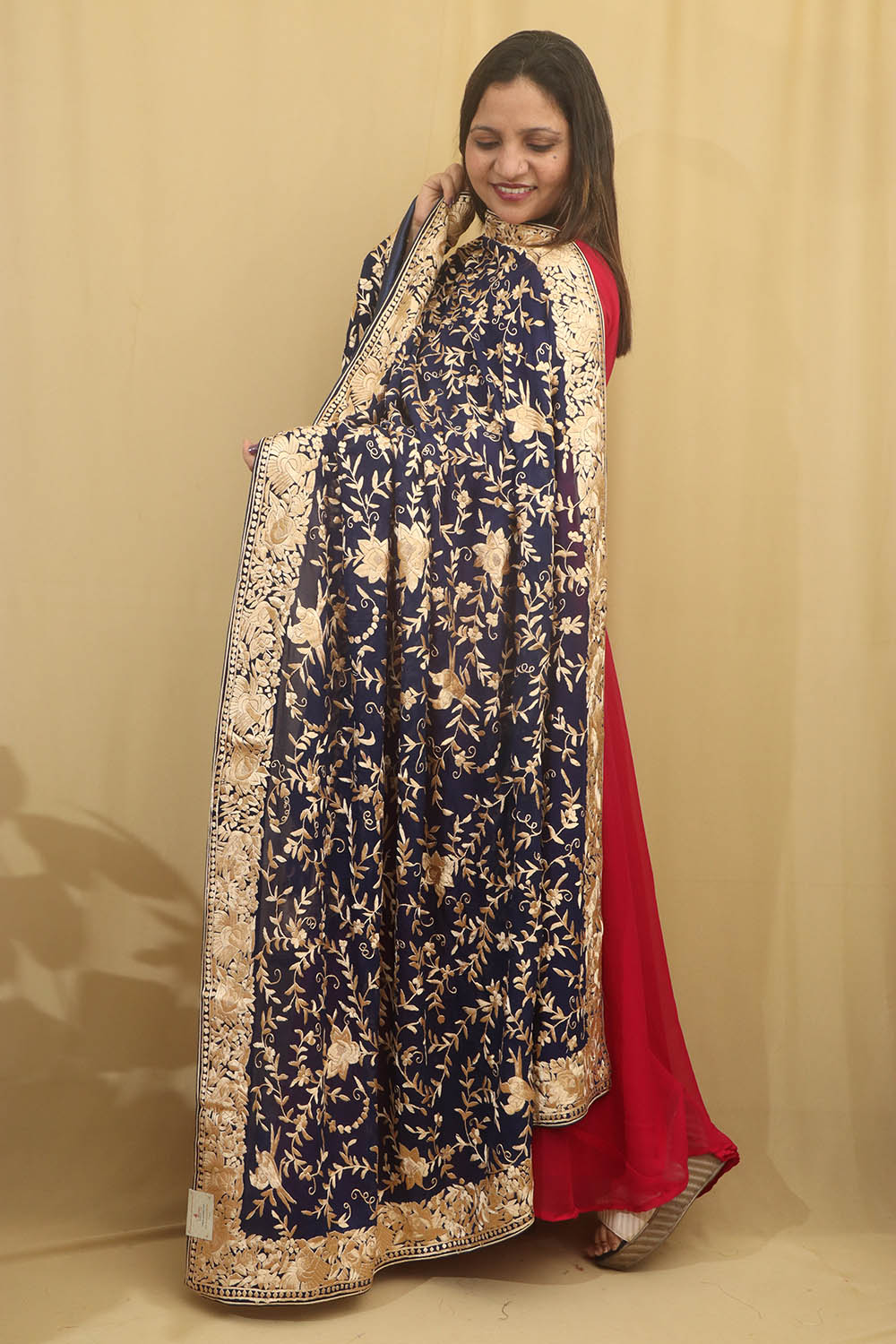 Elegant Blue Parsi Hand Embroidered Pure Georgette Dupatta - Luxurion World