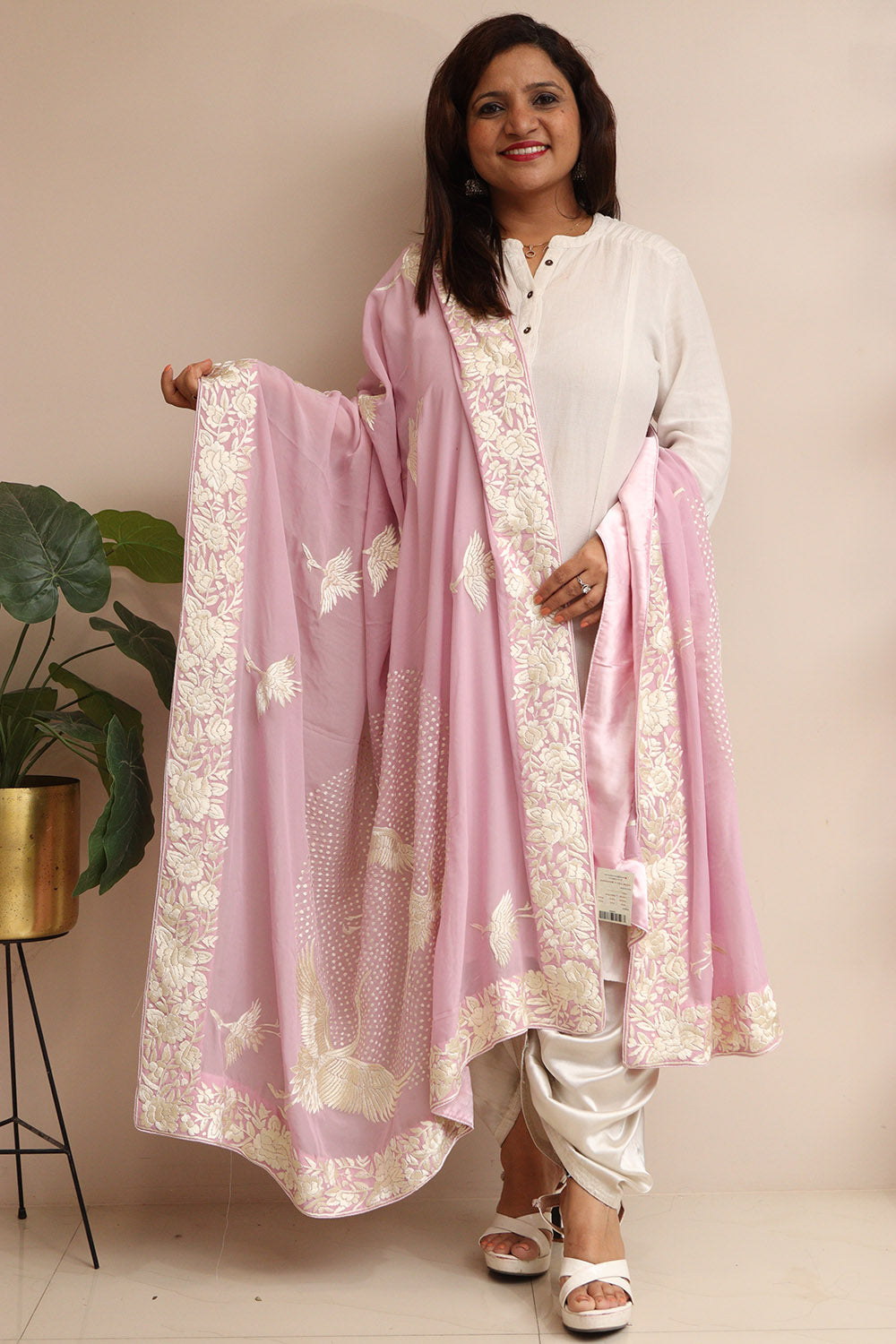 Purple Hand Embroidered Parsi Georgette Flower And Bird Design Dupatta - Luxurion World
