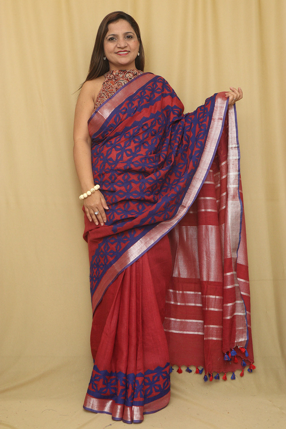 Red Hand Applique Work Linen Cotton Saree - Luxurion World