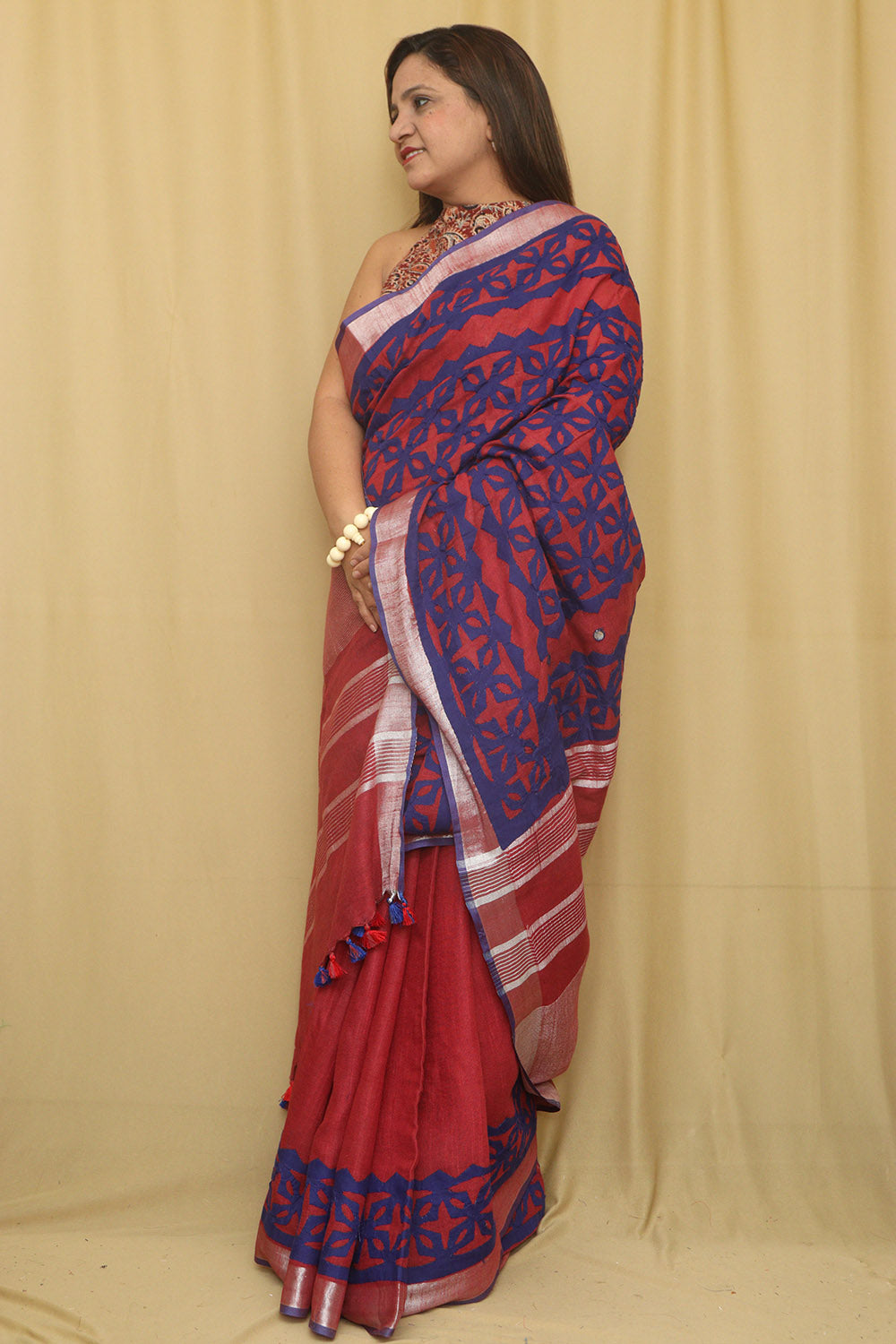 Red Hand Applique Work Linen Cotton Saree - Luxurion World