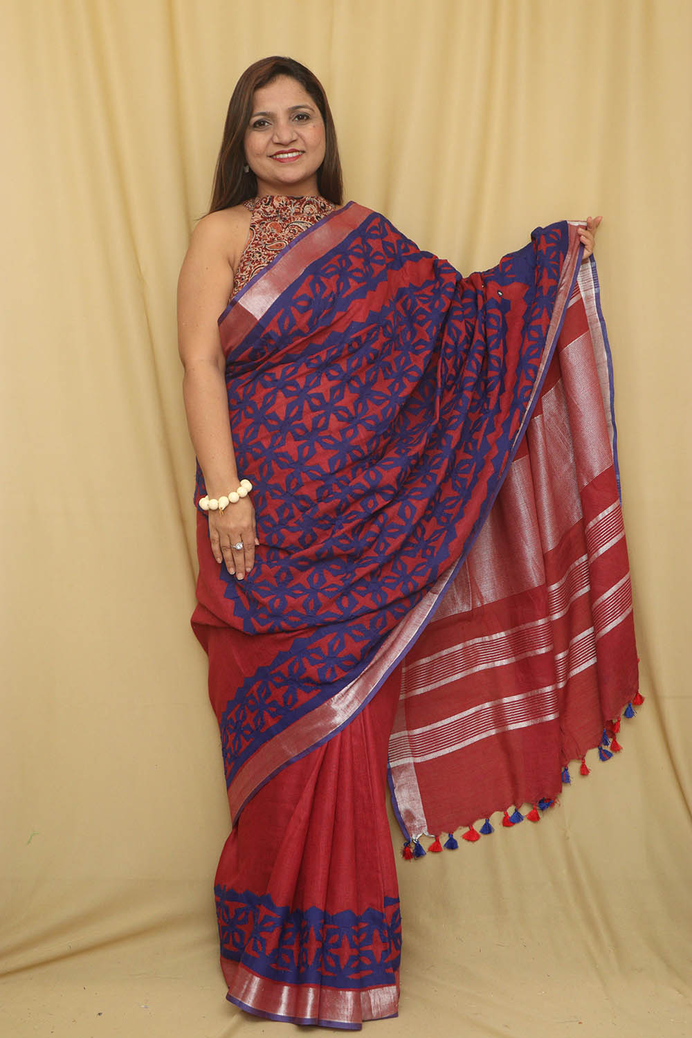 Red Hand Applique Work Linen Cotton Saree - Luxurion World
