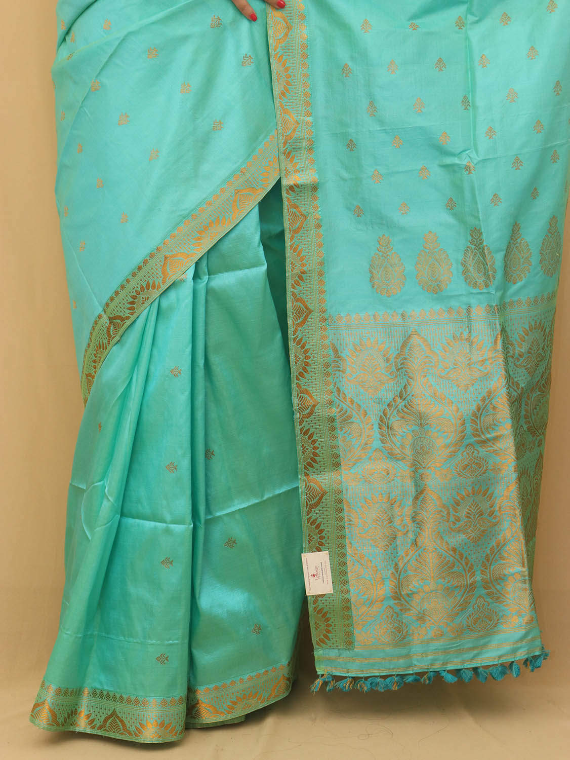 Green Handloom Assami Pat Silk Saree - Luxurion World
