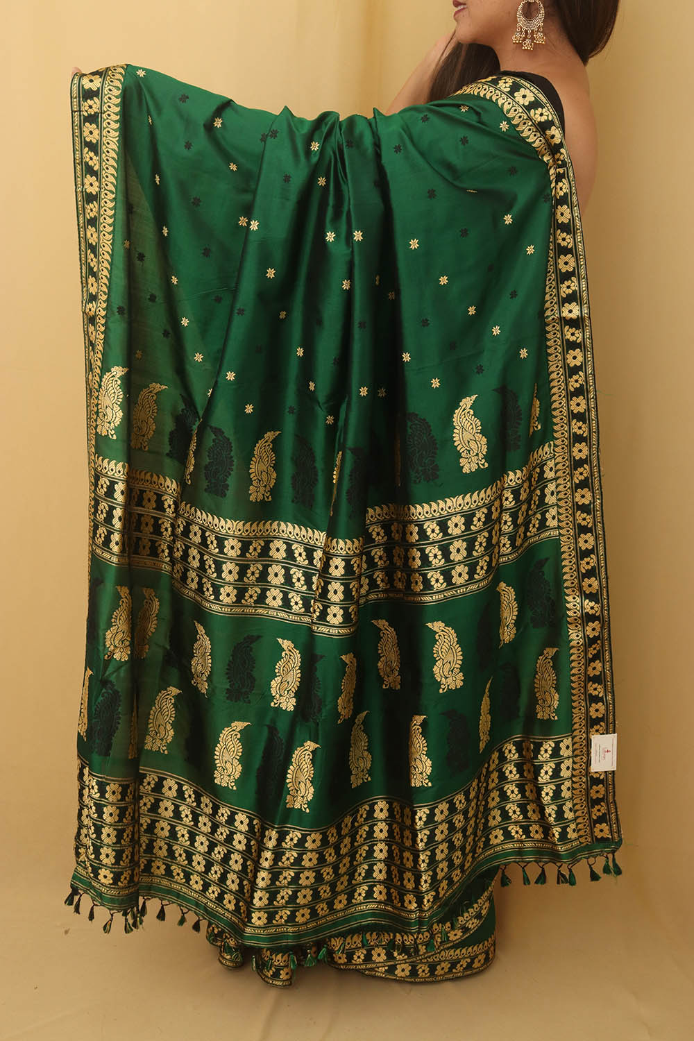 Green Handloom Assami Pat Silk Saree - Luxurion World
