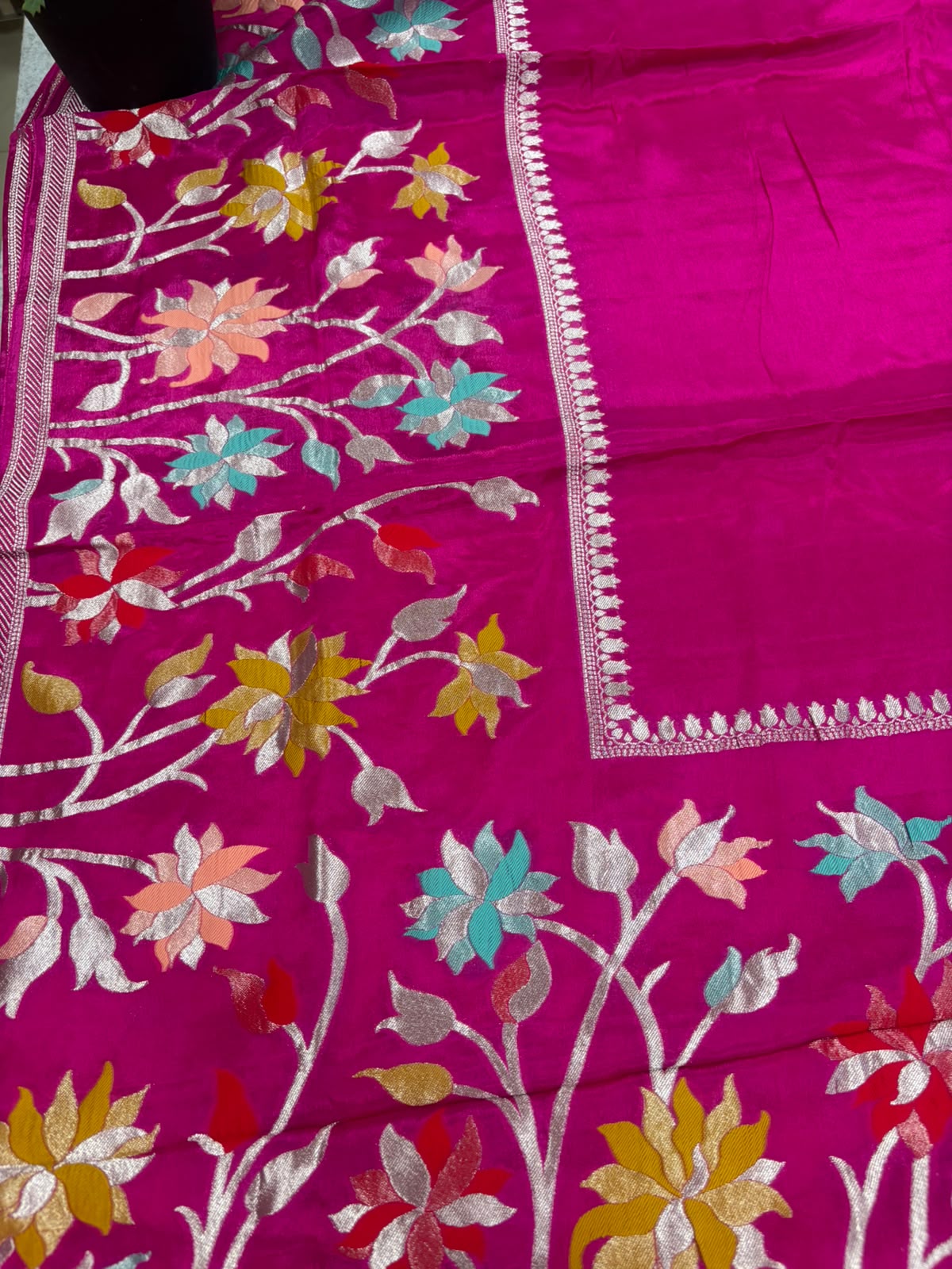 Pink Banarasi Crepe Silk Saree Flower Design Festive