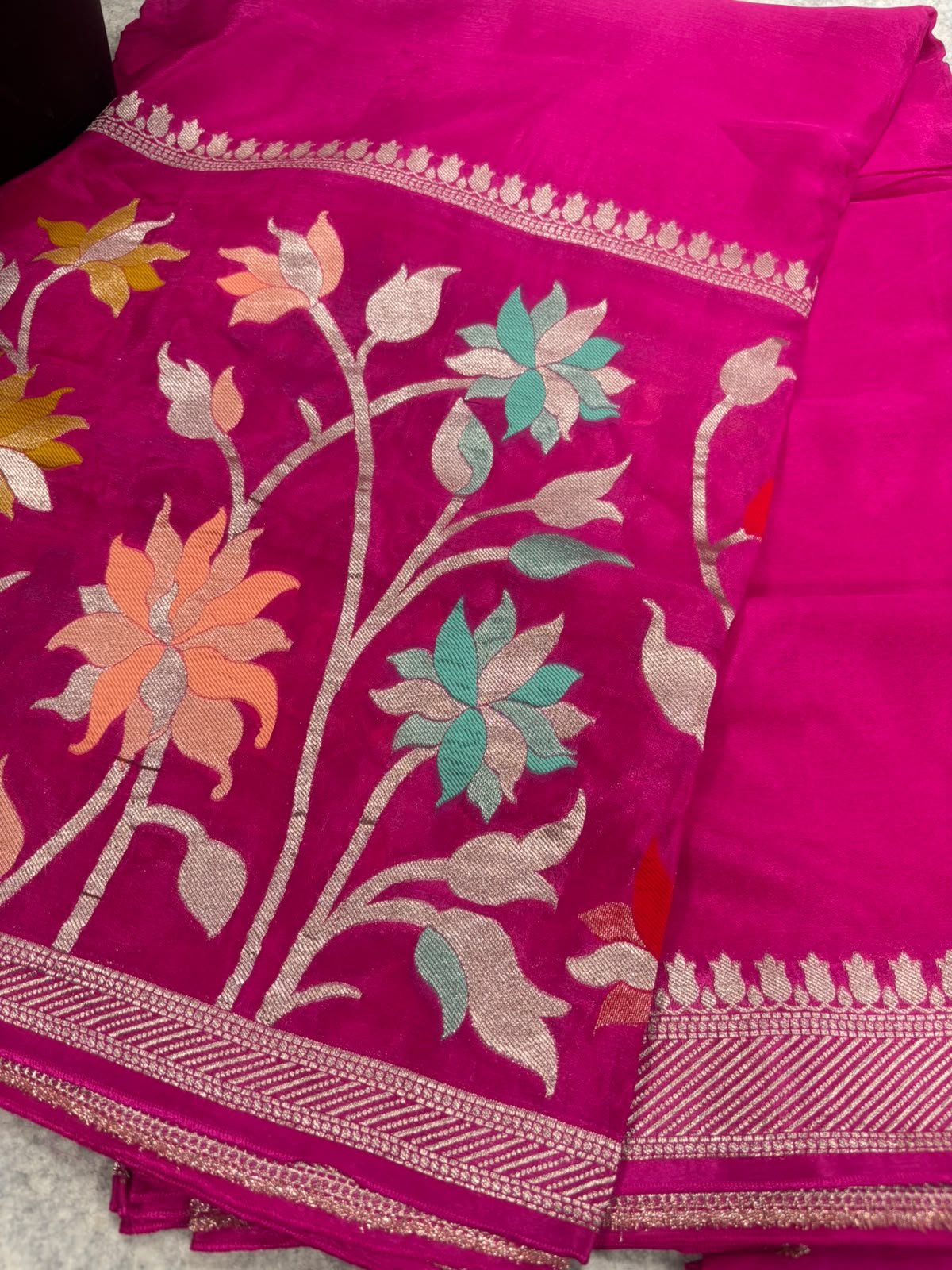 Pink Banarasi Crepe Silk Saree Flower Design Festive