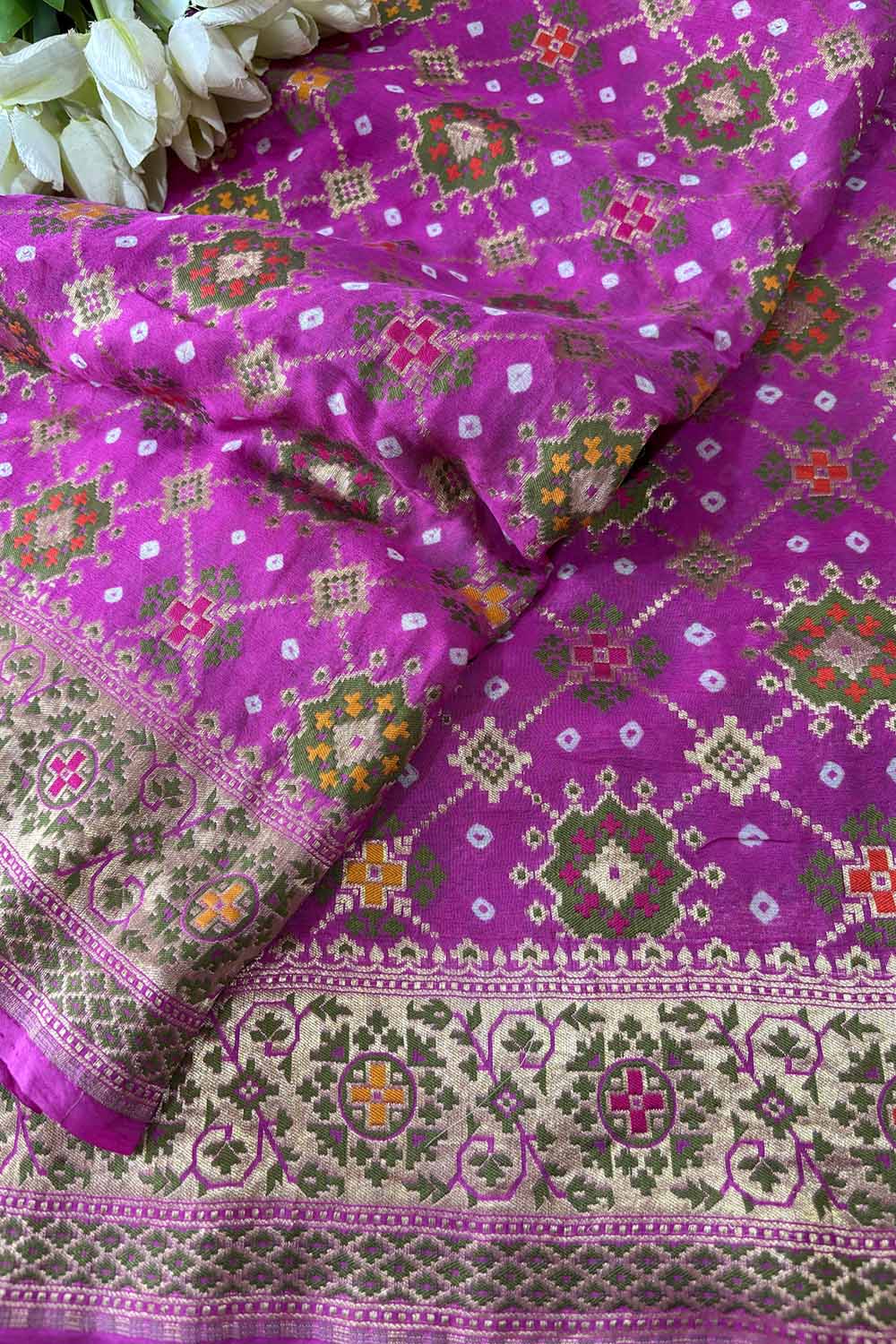 Pink Handloom Banarasi Pure Georgette Patola And Flower Design Meenakari Saree - Luxurion World