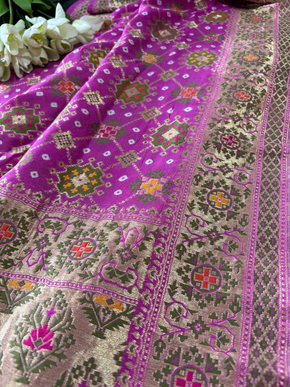 Pink Handloom Banarasi Pure Georgette Patola And Flower Design Meenakari Saree - Luxurion World
