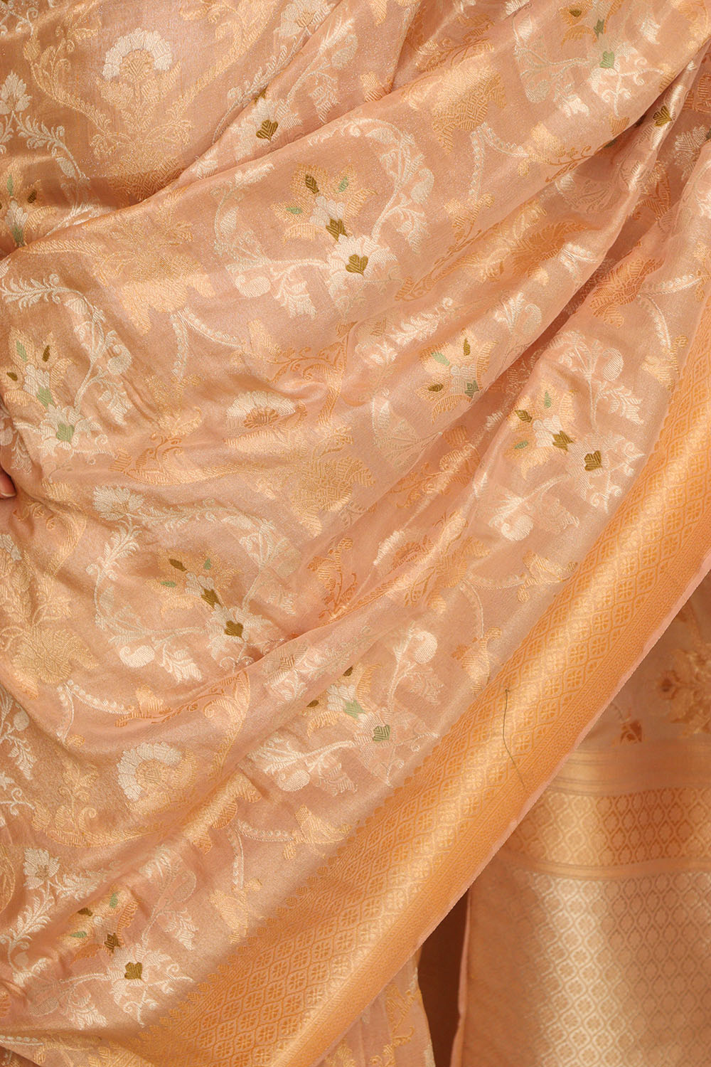 Pink Banarasi Handloom Meenakari Pure Tissue Silk Jangla Kadwa Weaved Flower Design Saree - Luxurion World