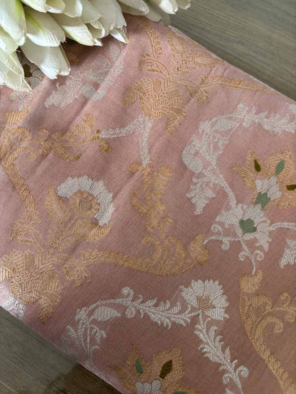 Pink Banarasi Handloom Meenakari Pure Tissue Silk Jangla Kadwa Weaved Flower Design Saree - Luxurion World