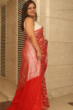 Red Banarasi Handloom Pure Georgette Jaal Design Saree - Luxurion World