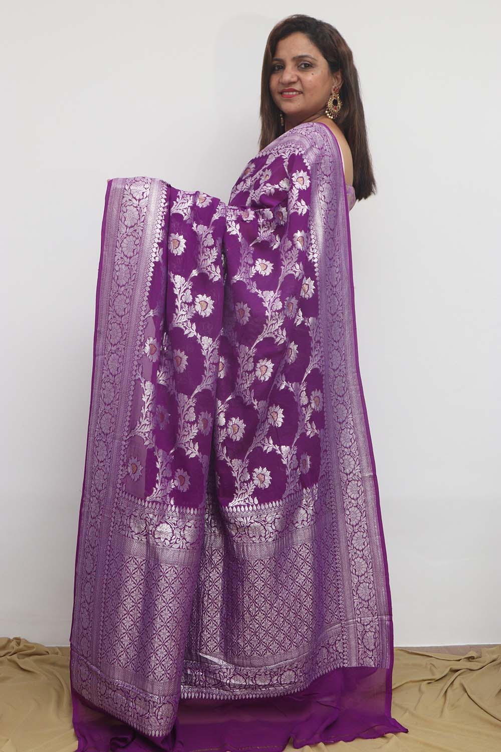 Elegant Purple Banarasi Handloom Pure Georgette Jaal Design Saree - Luxurion World