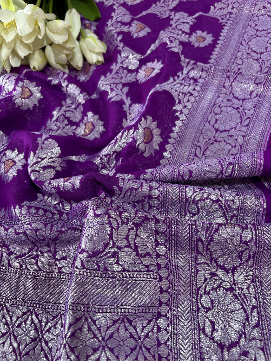 Elegant Purple Banarasi Handloom Pure Georgette Jaal Design Saree - Luxurion World