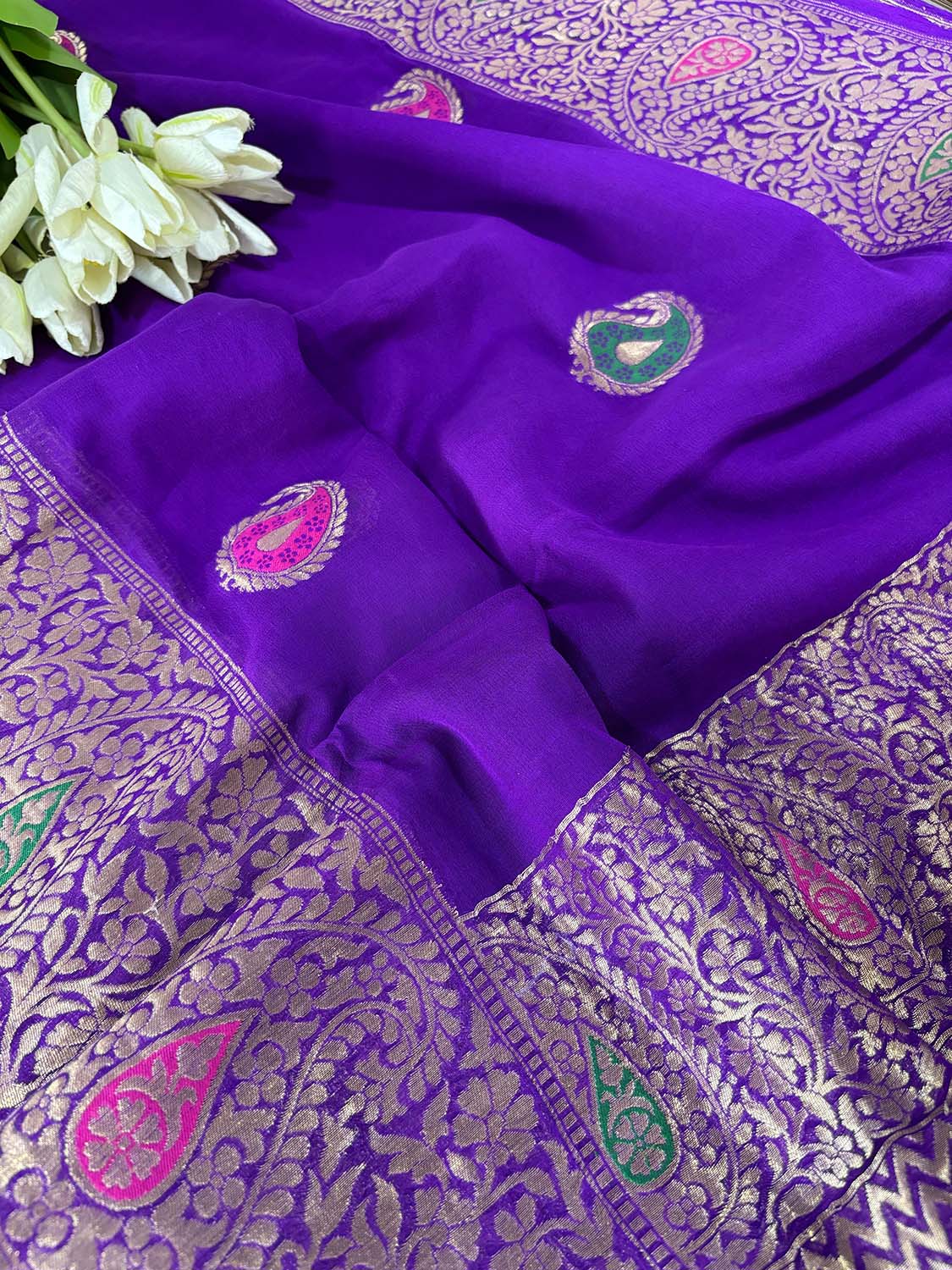 Elegant Purple Banarasi Handloom Pure Georgette Kadwa Meenakari Saree - Luxurion World