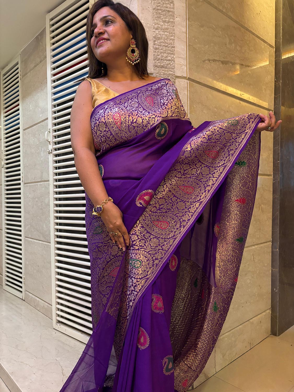Elegant Purple Banarasi Handloom Pure Georgette Kadwa Meenakari Saree - Luxurion World