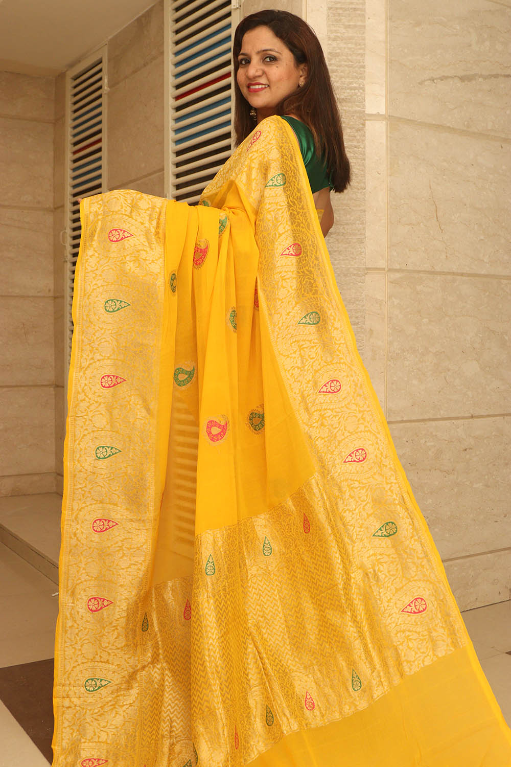 Yellow Banarasi Handloom Pure Georgette Kadwa Meenakari Saree - Luxurion World