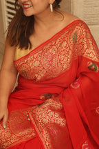 Red Banarasi Handloom Pure Georgette Kadwa Meenakari Paisley Design Saree - Luxurion World