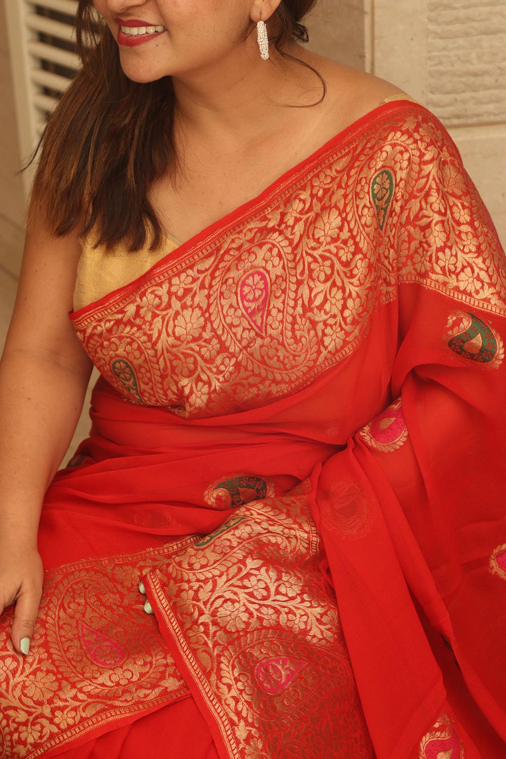 Red Banarasi Handloom Pure Georgette Kadwa Meenakari Paisley Design Saree - Luxurion World
