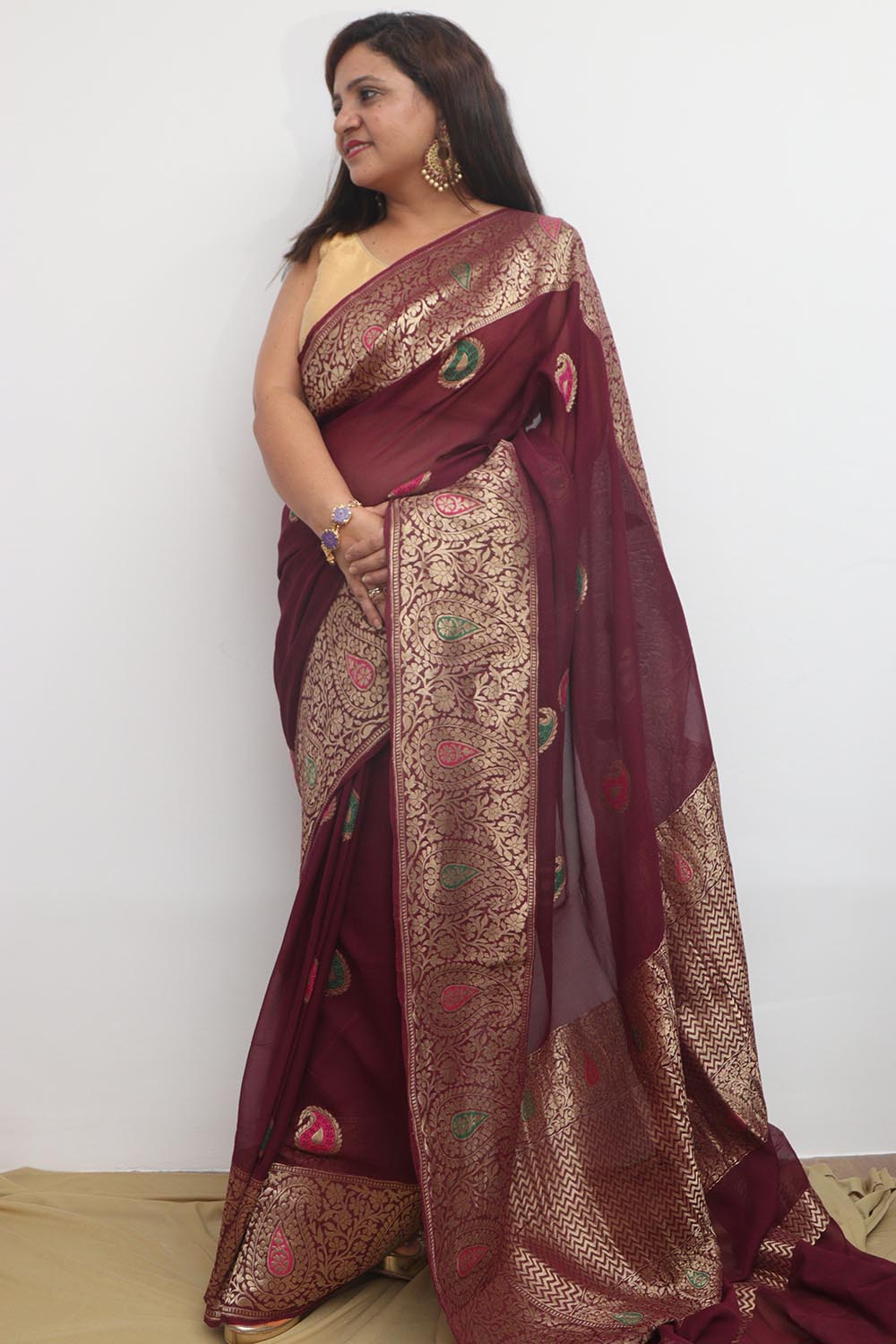 Elegant Maroon Banarasi Handloom Pure Georgette Kadwa Meenakari Paisley Design Saree - Luxurion World