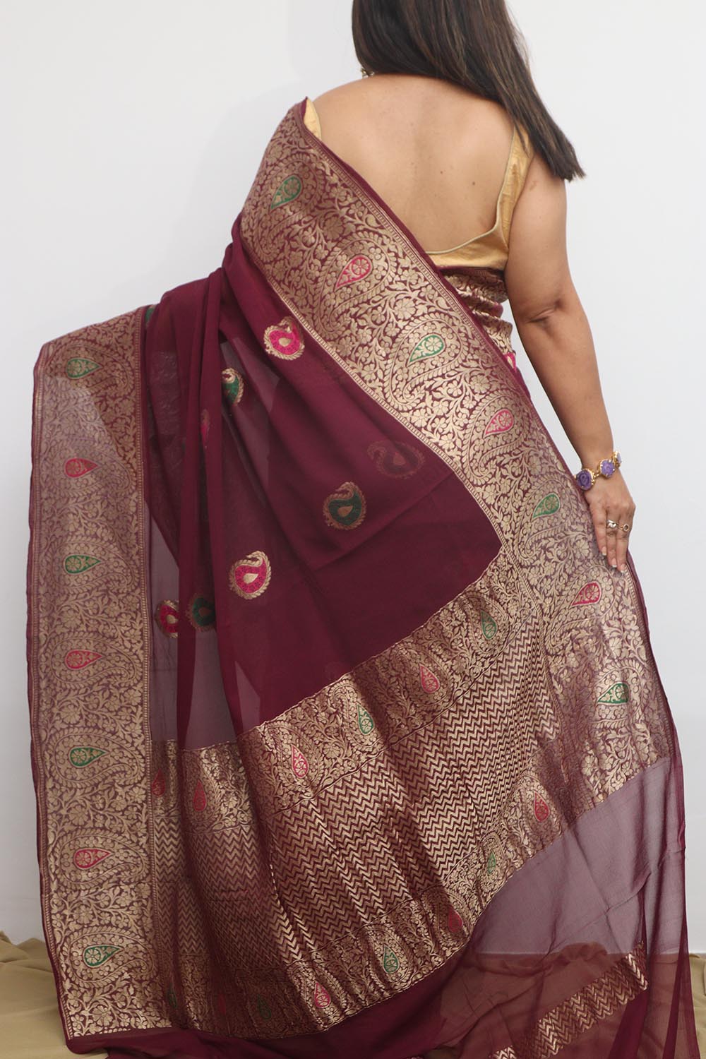 Elegant Maroon Banarasi Handloom Pure Georgette Kadwa Meenakari Paisley Design Saree - Luxurion World