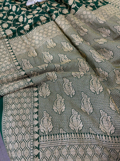 Green Banarasi Handloom Pure Georgette Resham Zari Saree - Luxurion World