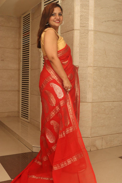 Elegant Red Banarasi Handloom Pure Georgette Kadwa Sona Roopa Skirt Border Saree - Luxurion World