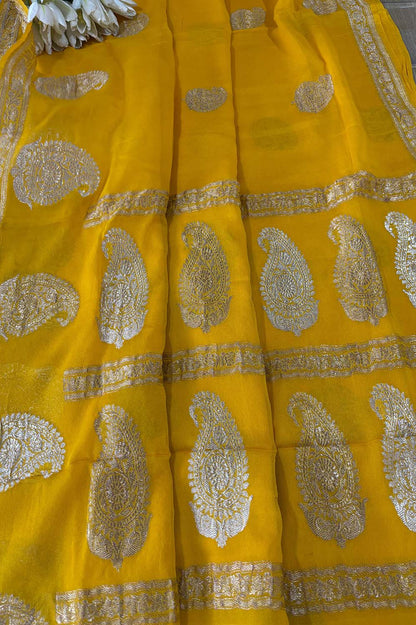 Yellow Banarasi Handloom Pure Georgette Kadwa Sona Roopa Skirt Border Saree - Luxurion World