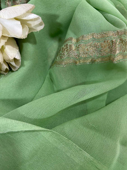 Elegant Pista Green Banarasi Handloom Pure Georgette Kadwa Sona Roopa Skirt Border Saree - Luxurion World