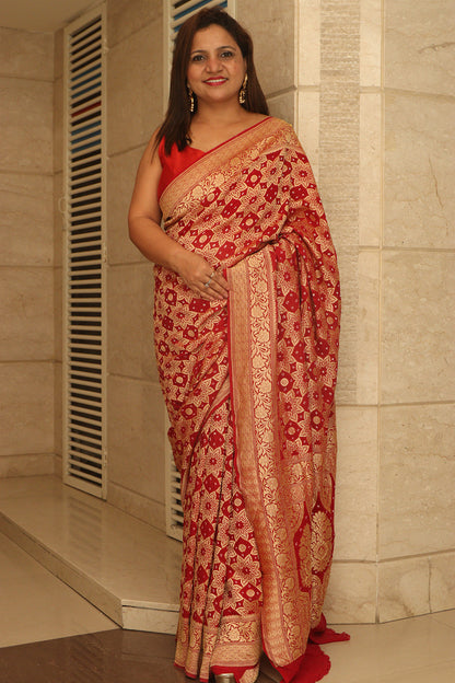 Red Banarasi Bandhani Pure Georgette Flower Design Bandhej Saree - Luxurion World