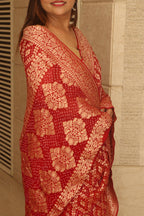 Red Banarasi Handloom Pure Georgette Geometric Design Saree - Luxurion World