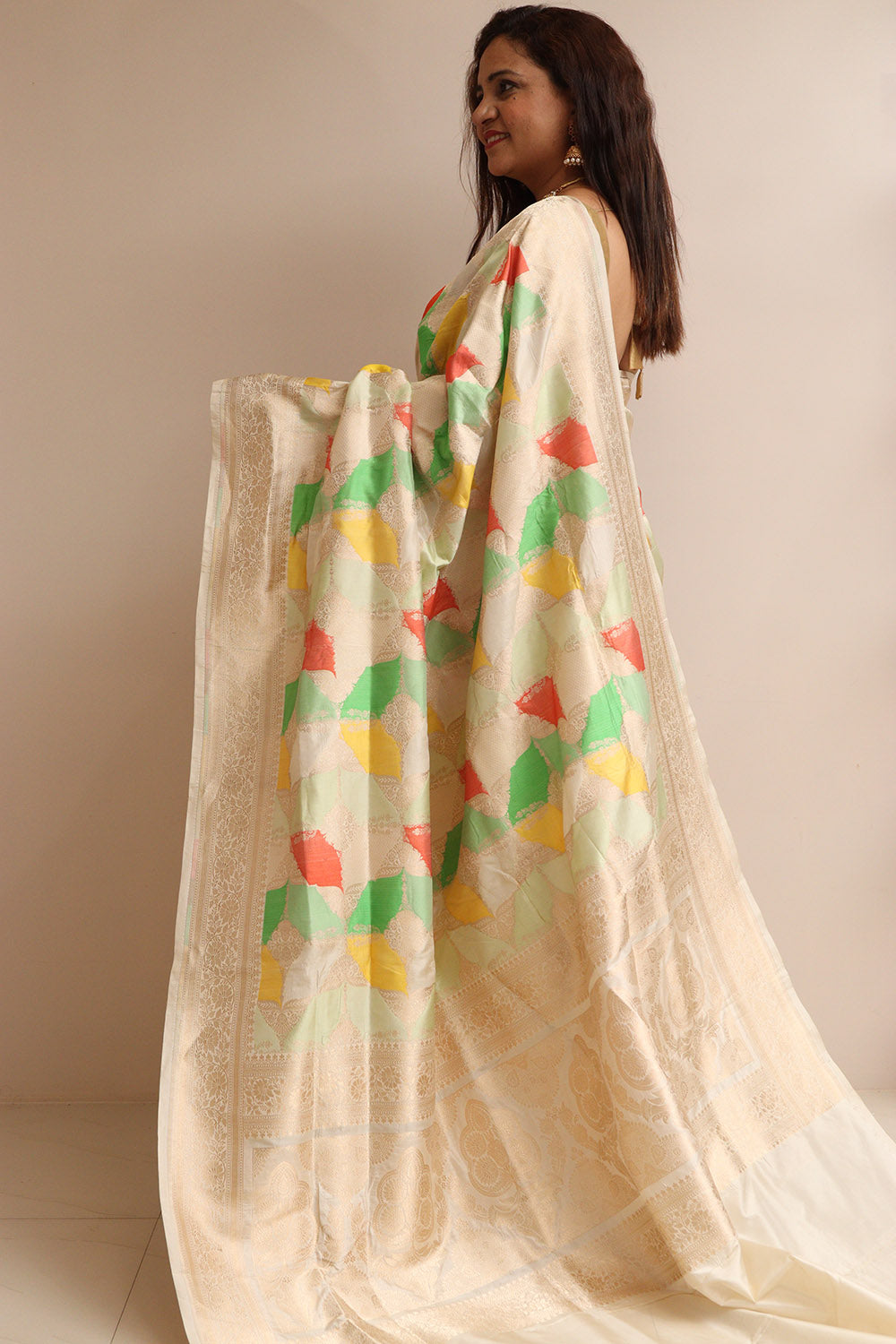 Exquisite Multicolor Banarasi Handloom Pure Katan Silk Rangkat Saree - Luxurion World