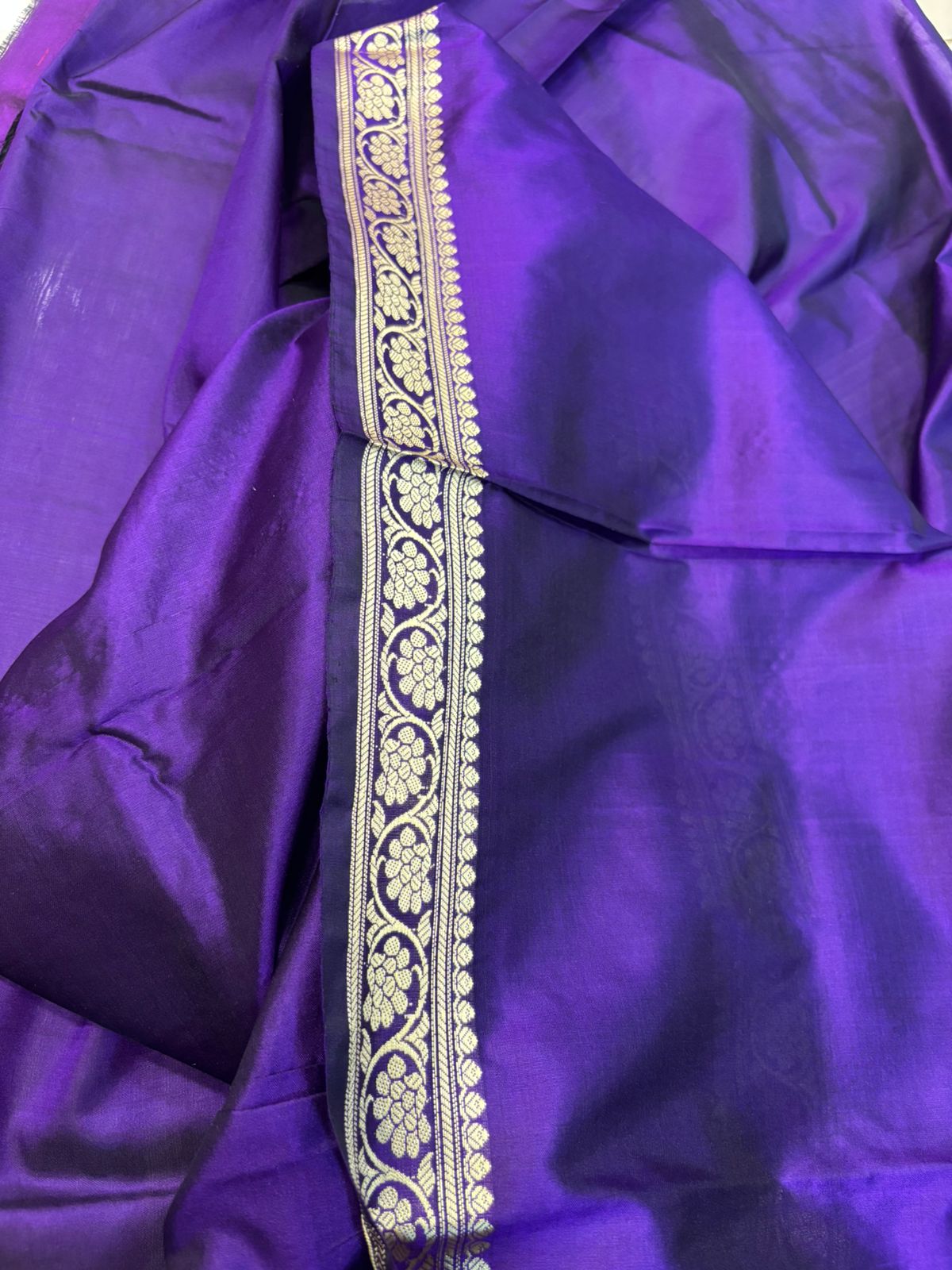 Purple Handloom Banarasi Pure Katan Silk Flower Design Saree - Luxurion World