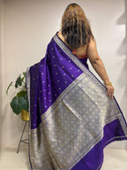 Purple Handloom Banarasi Pure Katan Silk Flower Design Saree - Luxurion World