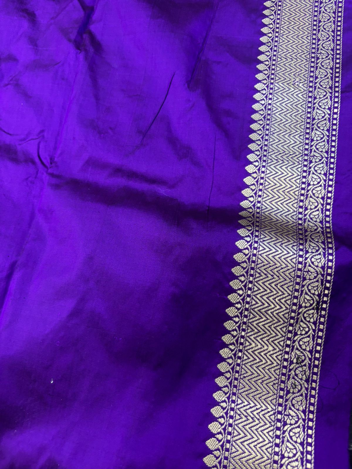 Purple Handloom Banarasi Pure Katan Silk Flower Design Meenakari Kadwa Saree - Luxurion World