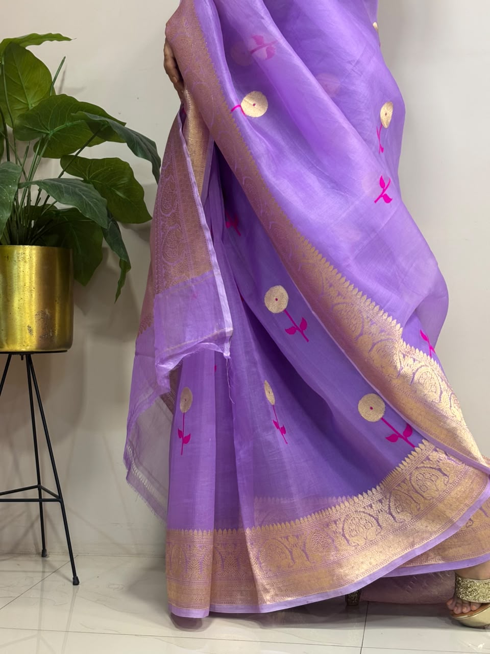Purple Handloom Banarasi Organza Meenakari Kadwa Saree