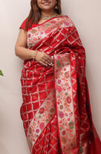 Exquisite Red Handloom Banarasi Pure Katan Silk Flower Design Meenakari Saree - Luxurion World