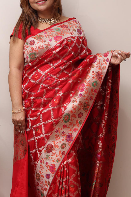 Exquisite Red Handloom Banarasi Pure Katan Silk Flower Design Meenakari Saree - Luxurion World