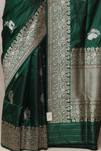 Exquisite Green Handloom Banarasi Pure Katan Silk Flower Design Saree - Luxurion World