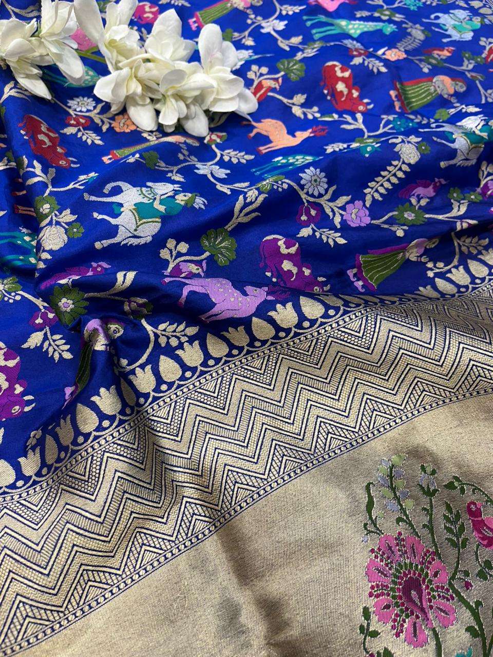 Blue Handloom Banarasi Pure Katan Silk Animal Flower Design Meenkari Saree - Luxurion World