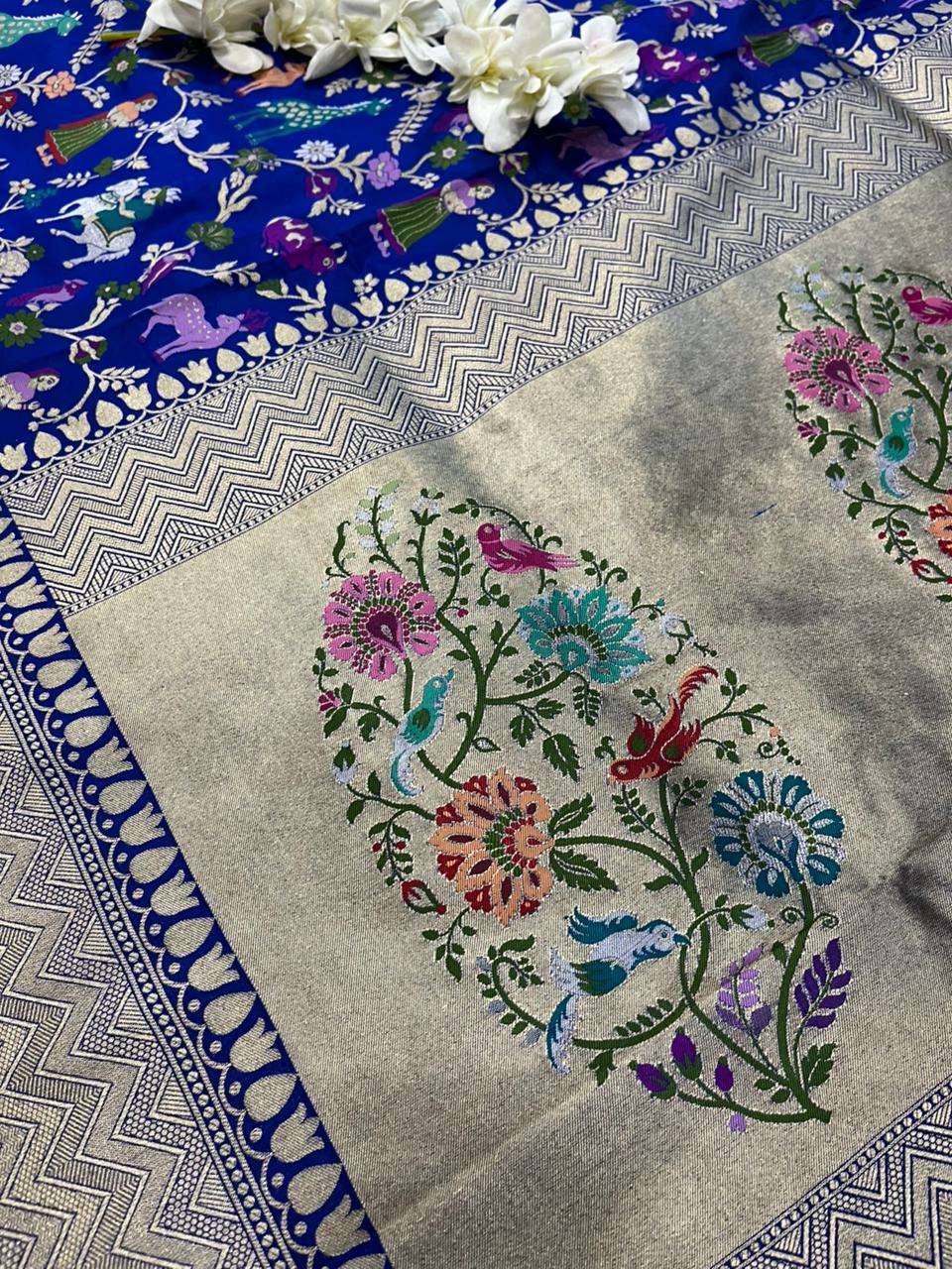 Blue Handloom Banarasi Pure Katan Silk Animal Flower Design Meenkari Saree - Luxurion World